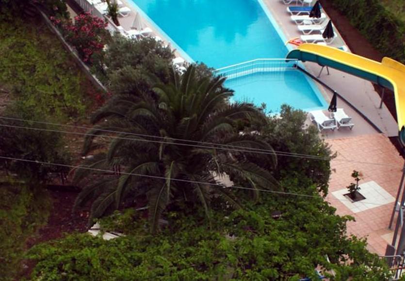 Verano Beach Hotel 이크멜러 외부 사진