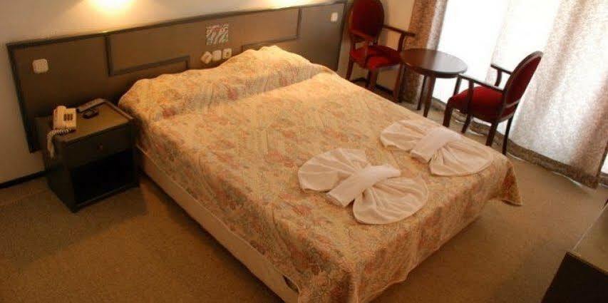 Verano Beach Hotel 이크멜러 외부 사진